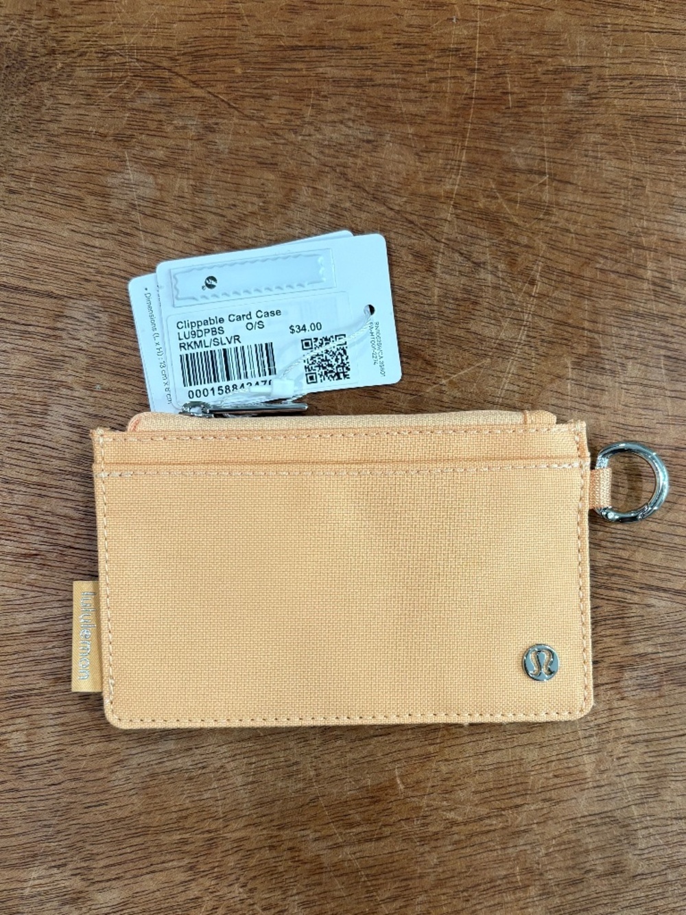 Lululemon Clippable card case rock melon